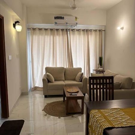 Modern 1Bhk Suite-Stay Near Expo Greater Noida Exterior foto